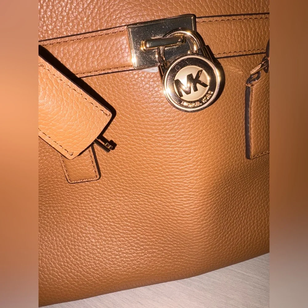 NWT Michael Kors Brown Hamilton Traveler‎ Large Leather Satchel